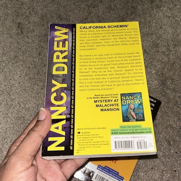 Set of 2 Nancy Drew Books - Picture 3 of 3